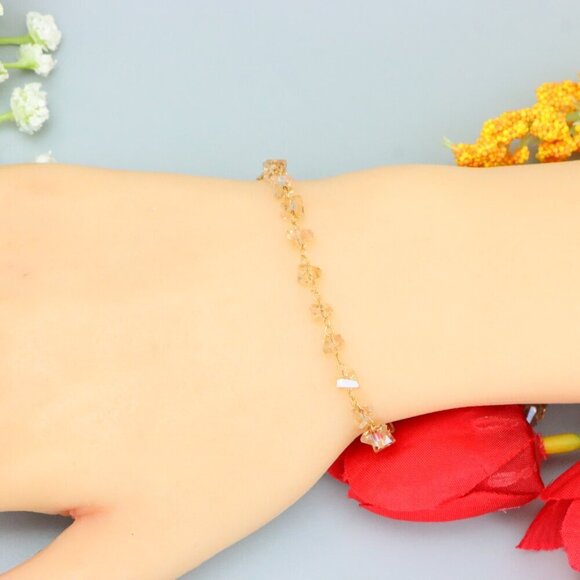 "Elegant & Trendy Bracelet, A Perfect Gift for Women, Thoughtful, EVCH1371 - Picture 2 of 11